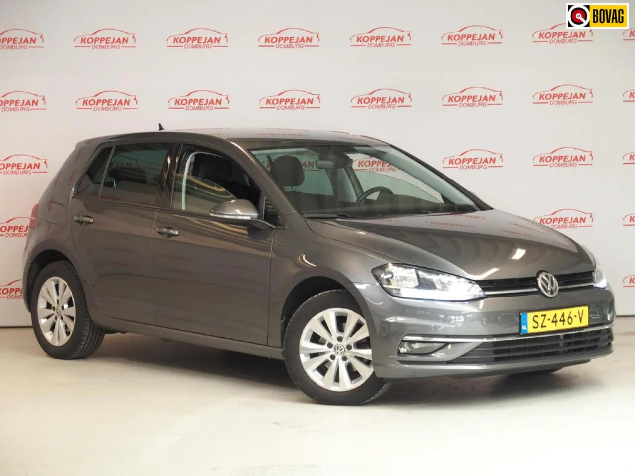 Volkswagen Golf (2018) — foto 1