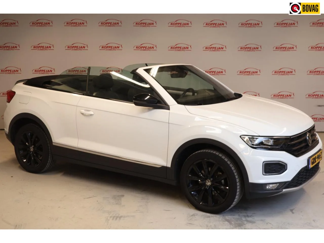 Volkswagen T-Roc (2021) — foto 1