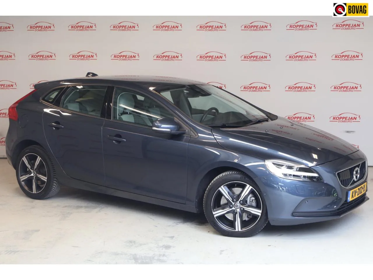 Volvo V40 (2016) — foto 1