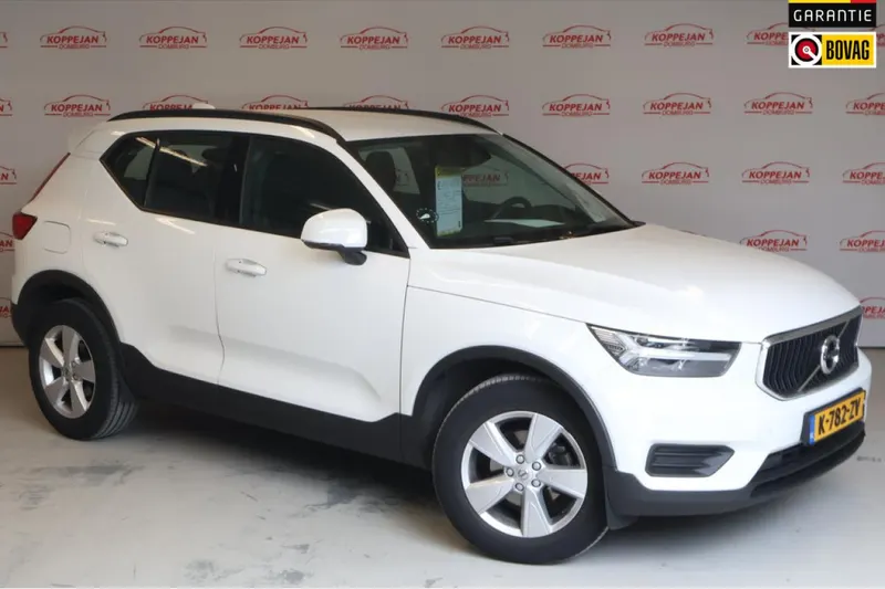 Volvo XC40 (2021)