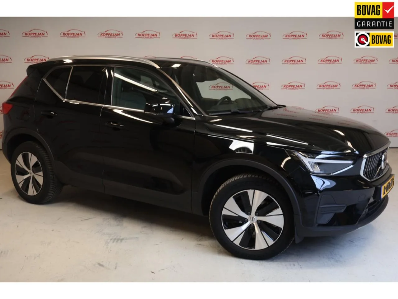 Volvo XC40 (2023) — foto 1