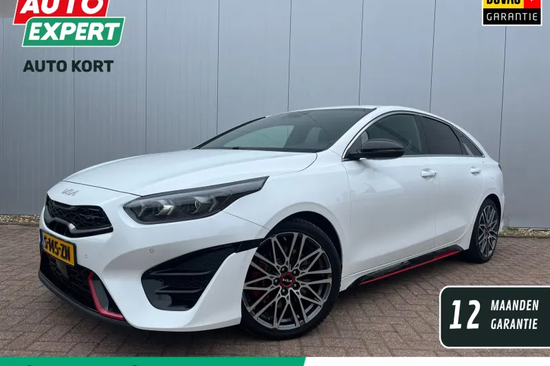 Kia ProCeed (2022)