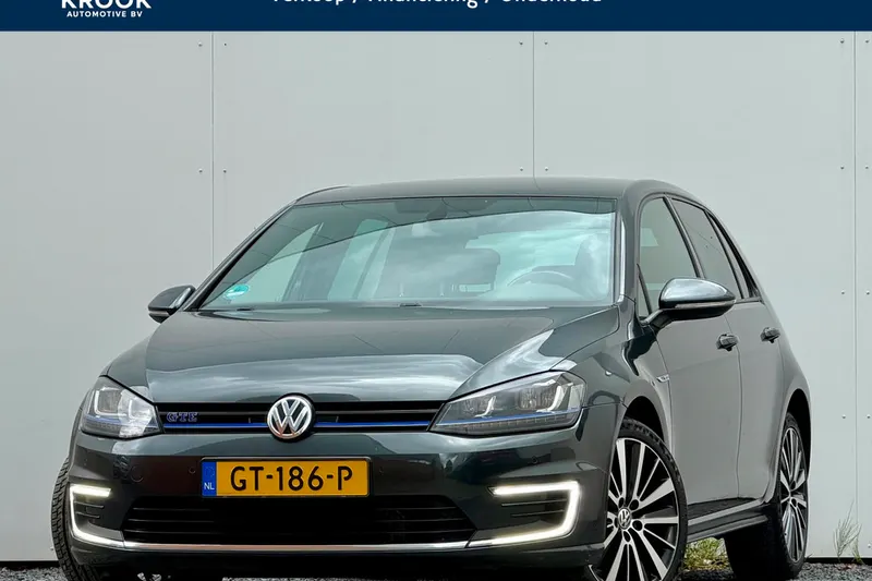Volkswagen Golf (2015)