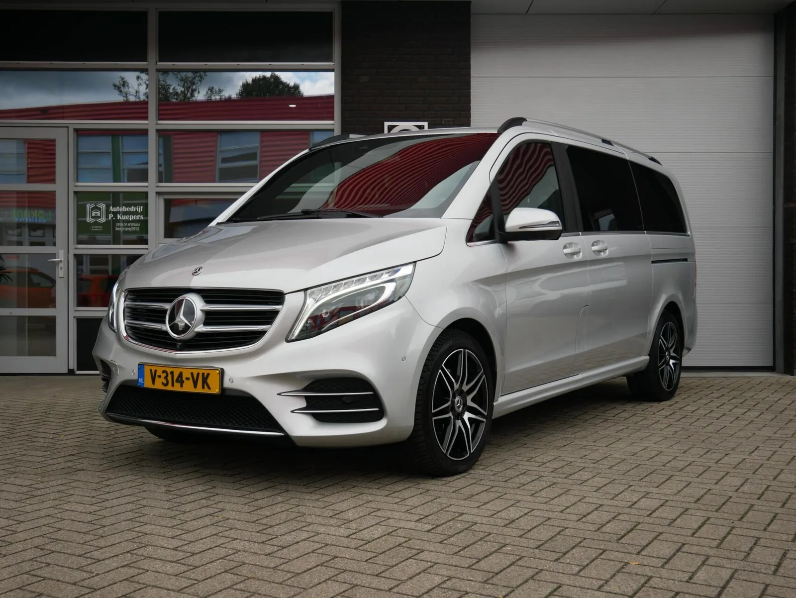 Mercedes-Benz V-Klasse (2019) — foto 1
