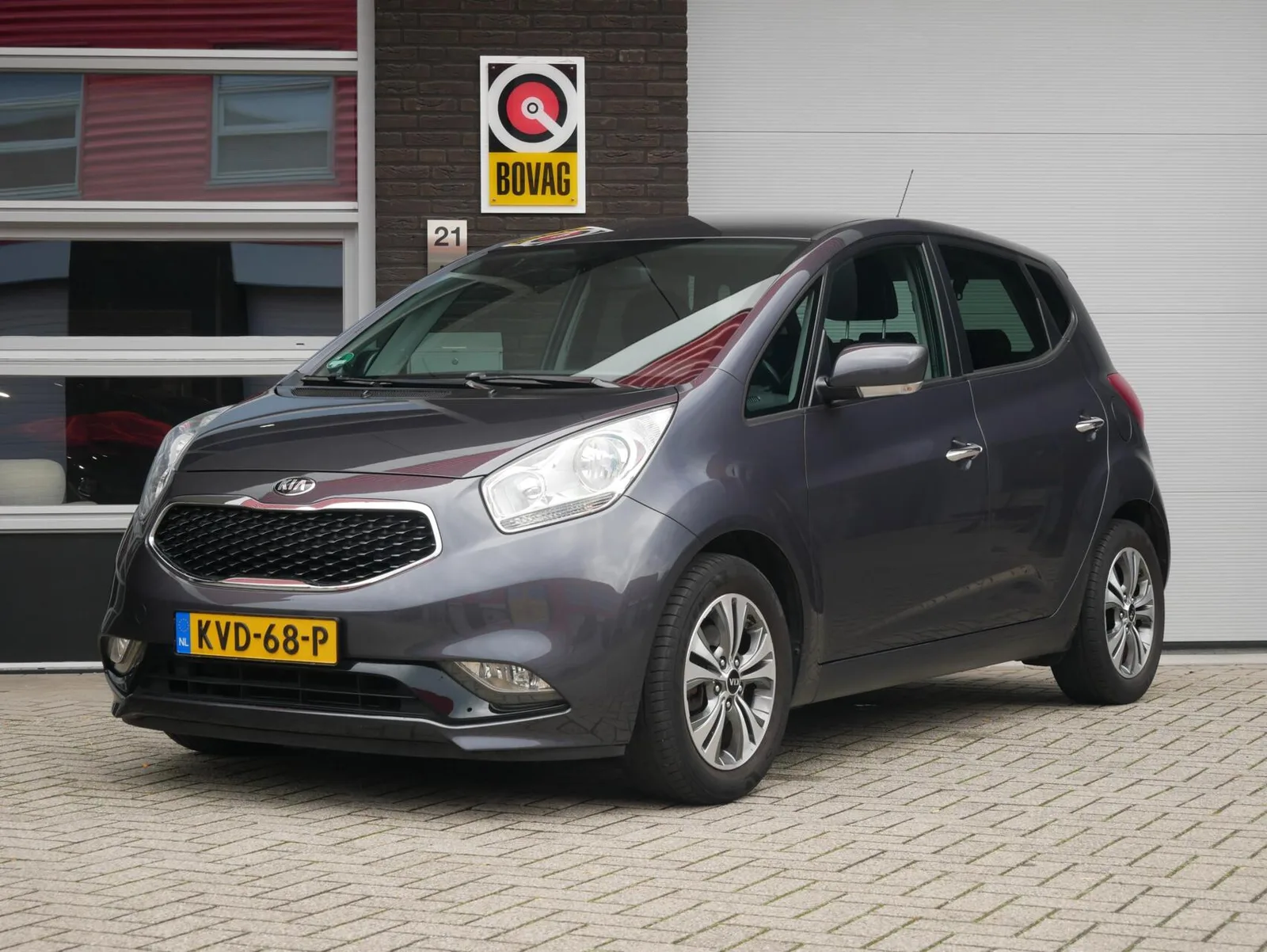 Kia Venga (2015) — foto 1