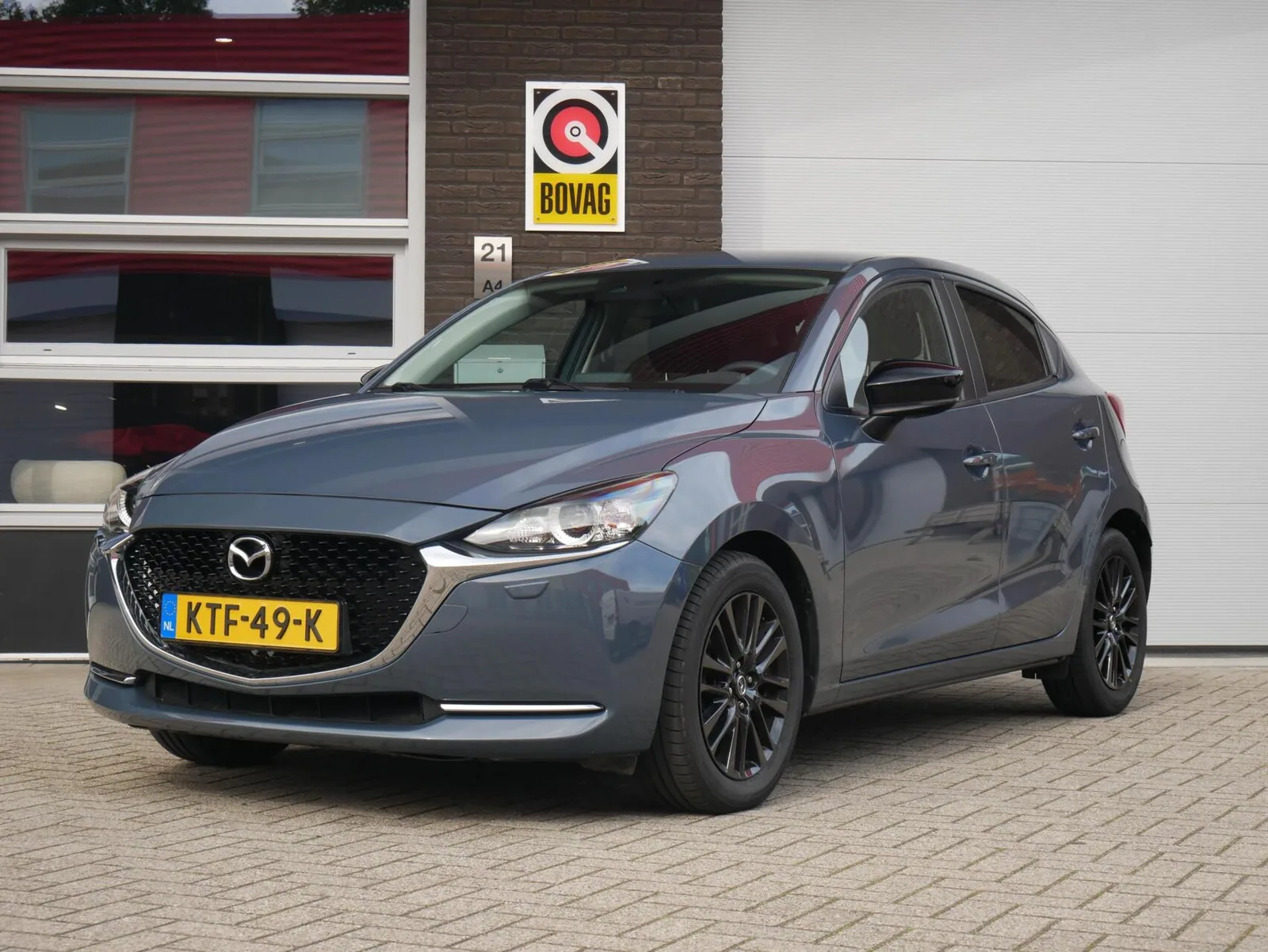 Mazda 2 (2022) — foto 1