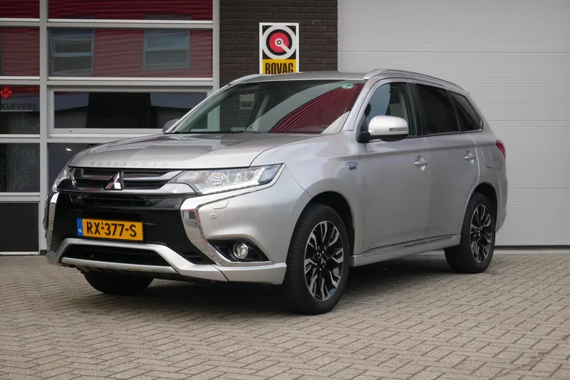 Mitsubishi Outlander (2018)