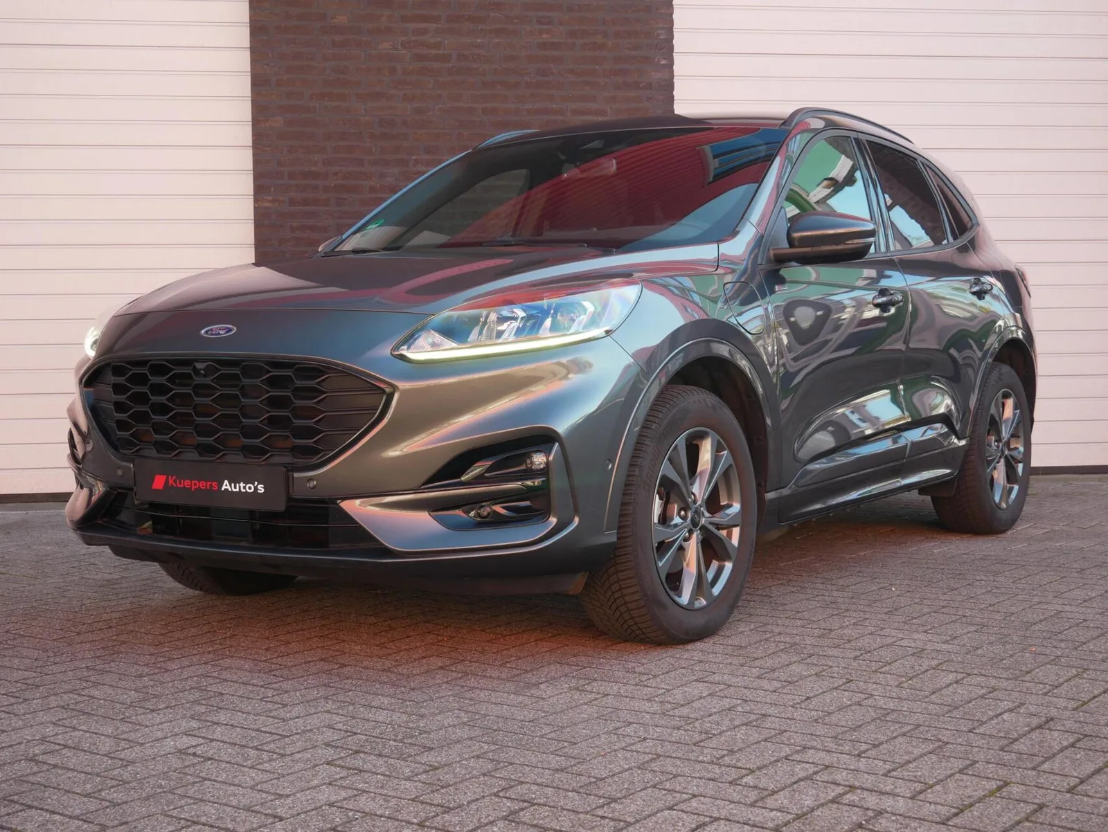 Ford Kuga (2022) — foto 1