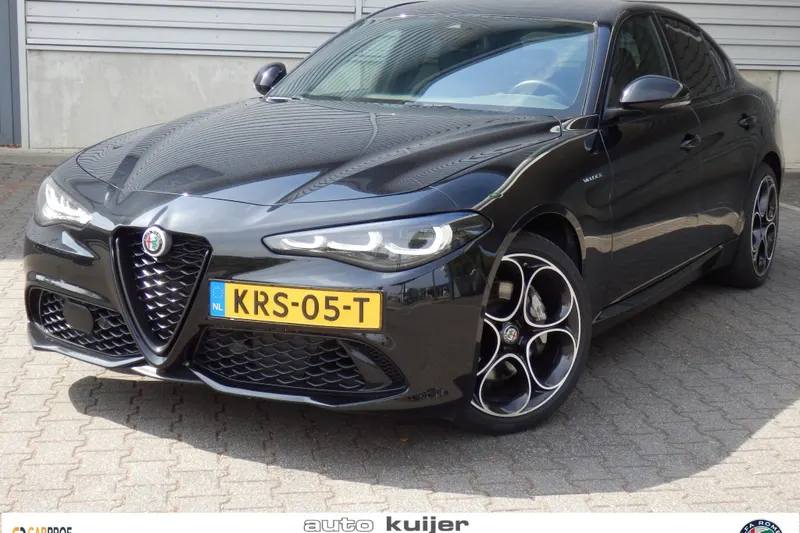 Alfa Romeo Giulia (2023)