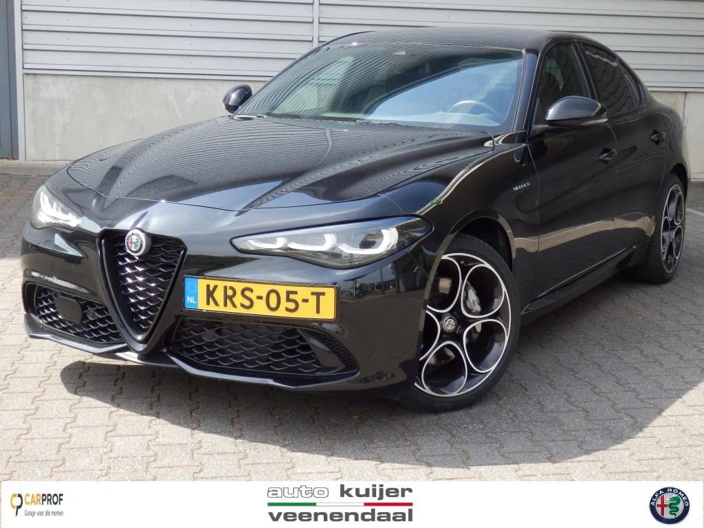 Alfa Romeo Giulia (2023) — foto 1
