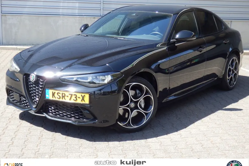 Alfa Romeo Giulia (2023)