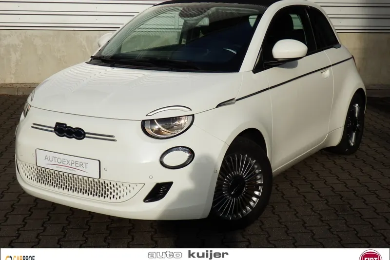 Fiat 500 (2023)