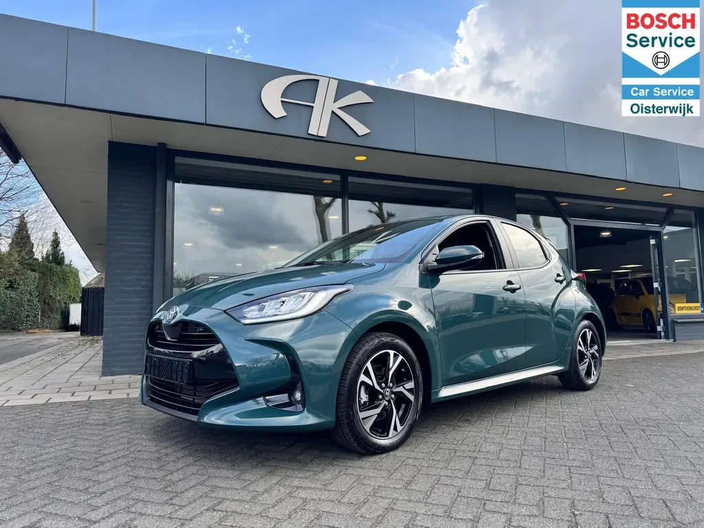 Toyota Yaris (2025) — foto 1