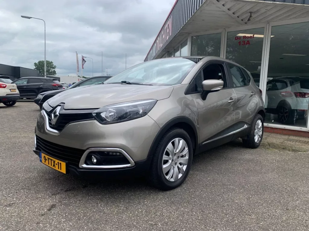 Renault Captur (2014) — foto 1