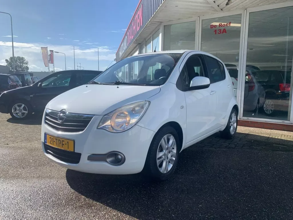 Opel Agila (2012) — foto 1