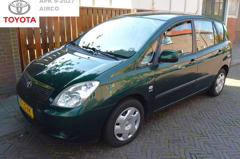 Toyota Corolla Verso (2008)