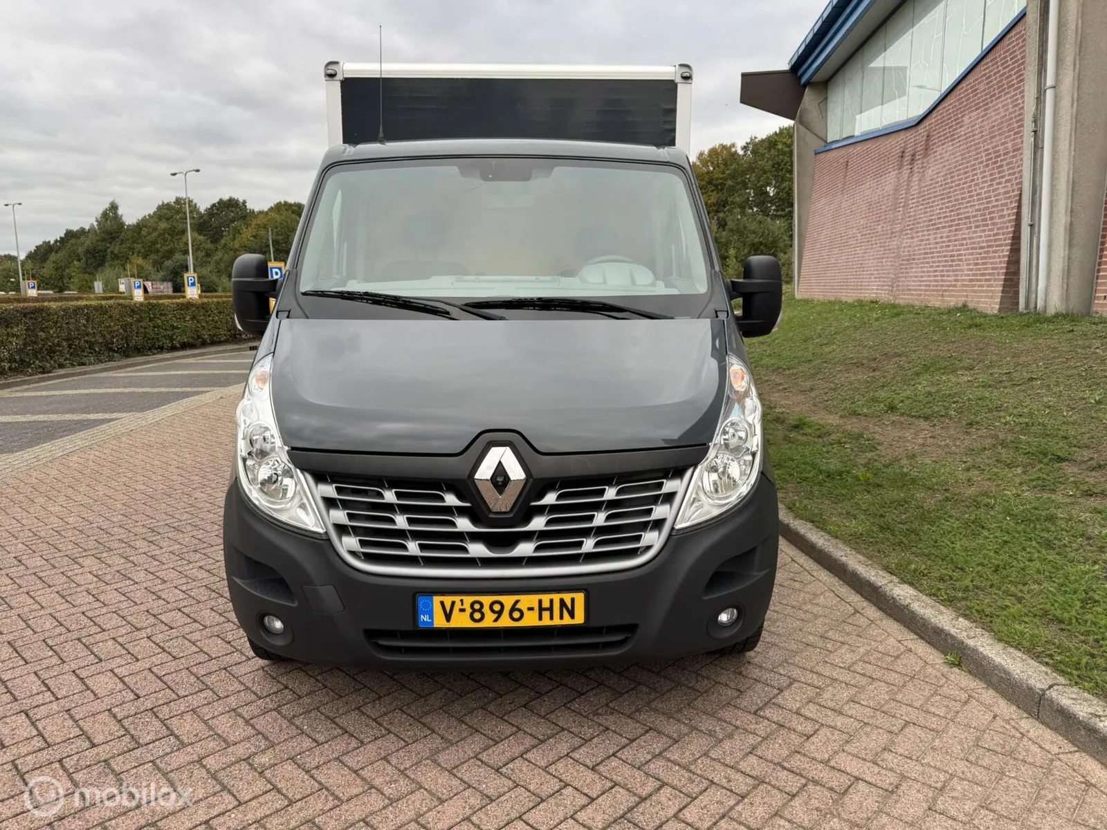 Renault Master (2017) — foto 1