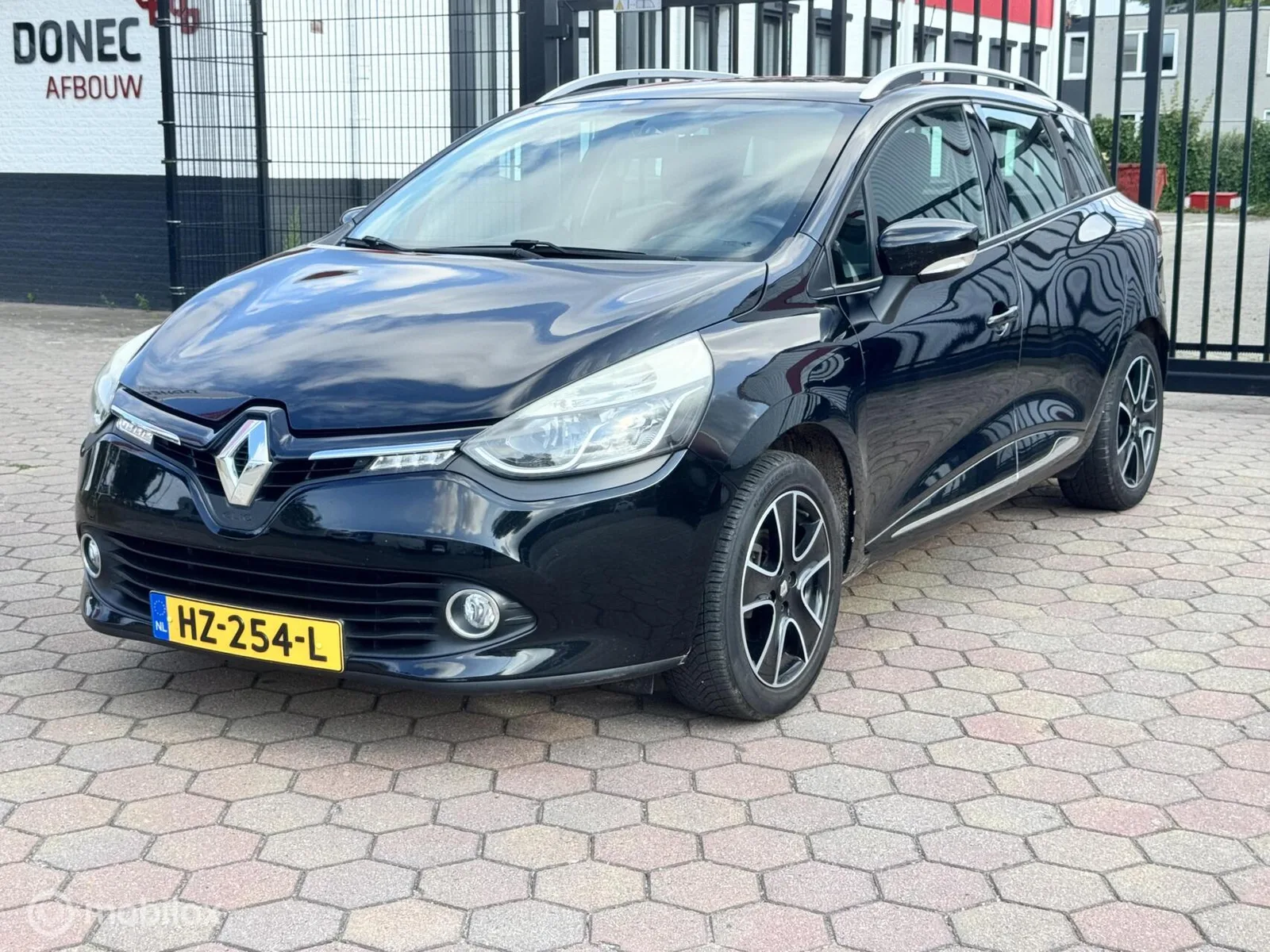 Renault Clio (2016) — foto 1
