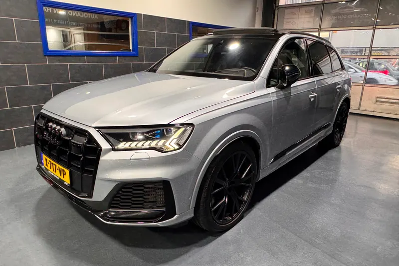 Audi SQ7 (2021)