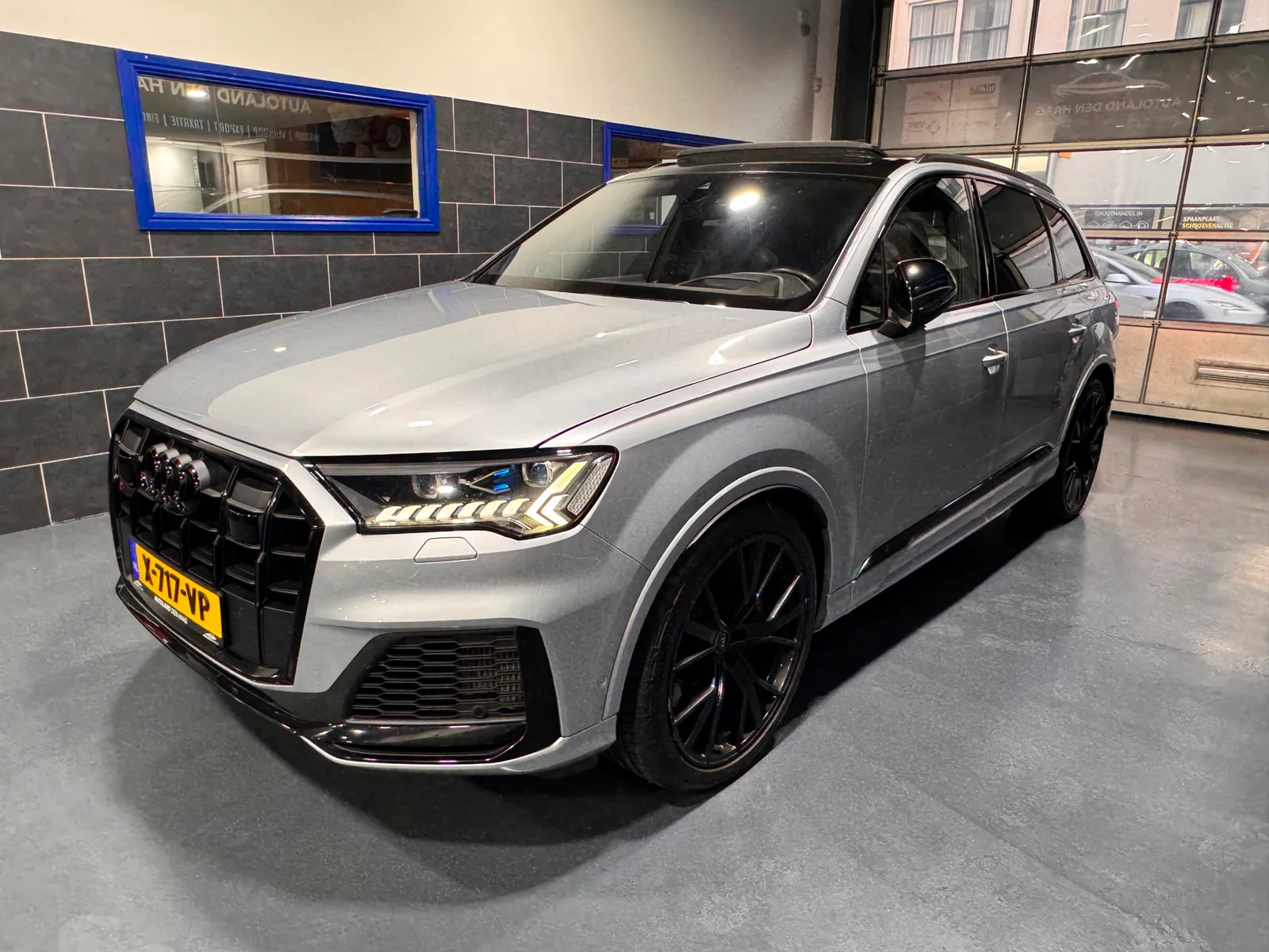 Audi SQ7 (2021) — foto 1