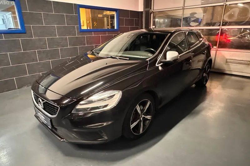 Volvo V40 (2017)