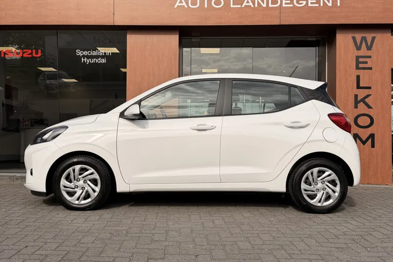 Hyundai i10 (2023)