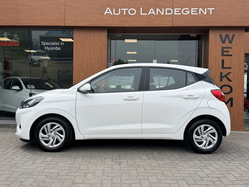Hyundai i10 (2023) — foto 1