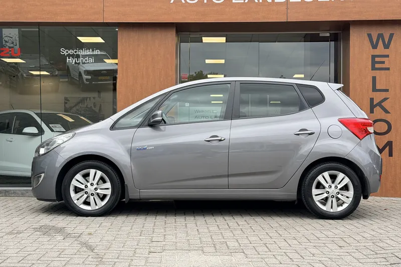 Hyundai ix20 (2012)