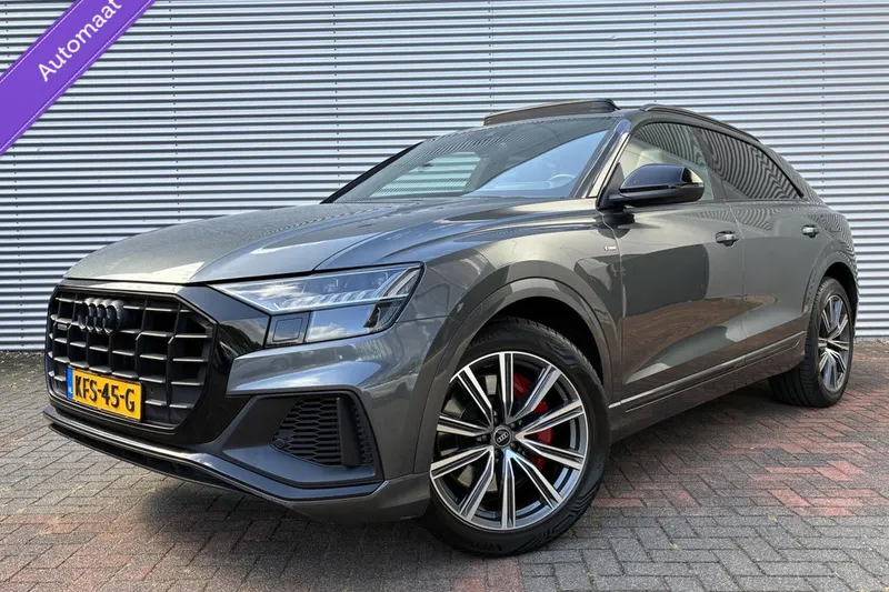 Audi Q8 (2022)