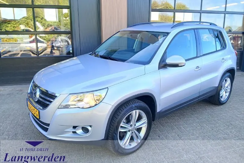 Volkswagen Tiguan (2011)
