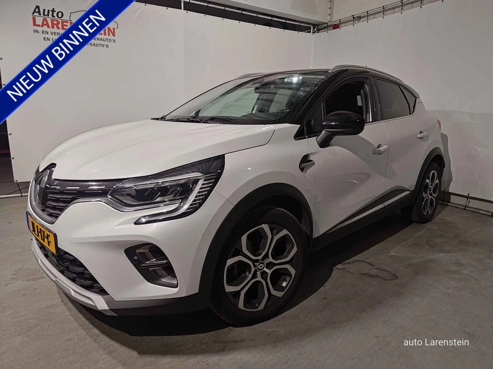 Renault Captur (2022) — foto 1
