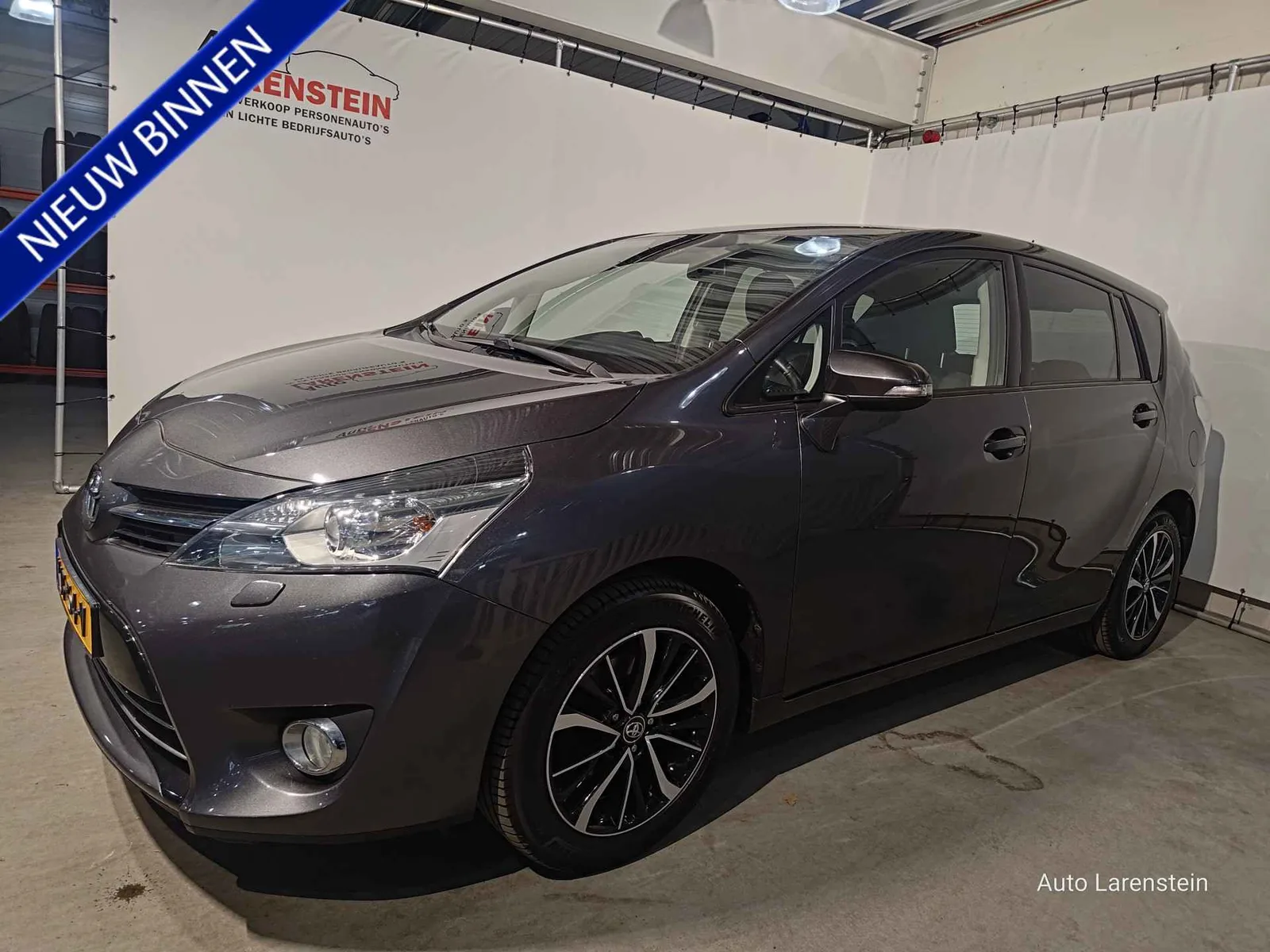 Toyota Verso (2017) — foto 1