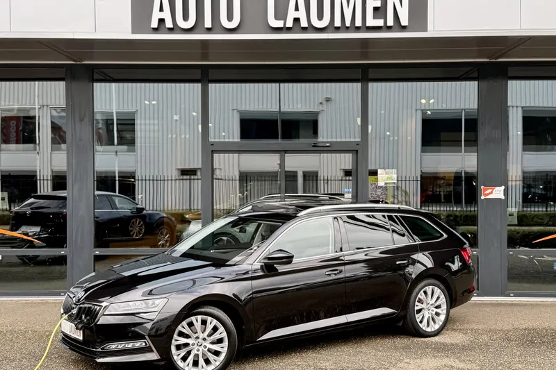 Škoda Superb (2021)