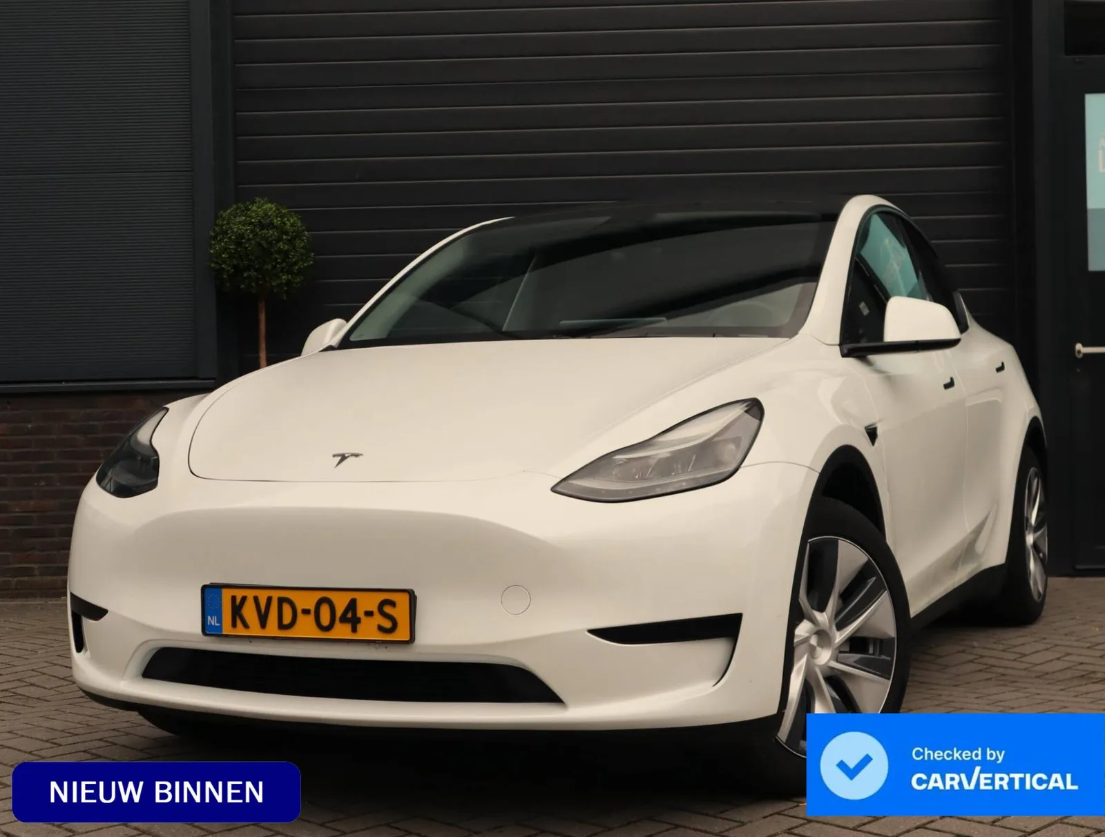 Tesla Model Y (2024) — foto 1