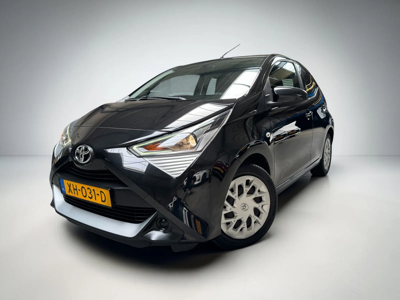 Toyota Aygo (2019) — foto 1