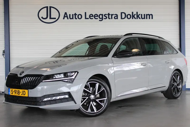Škoda Superb (2023)