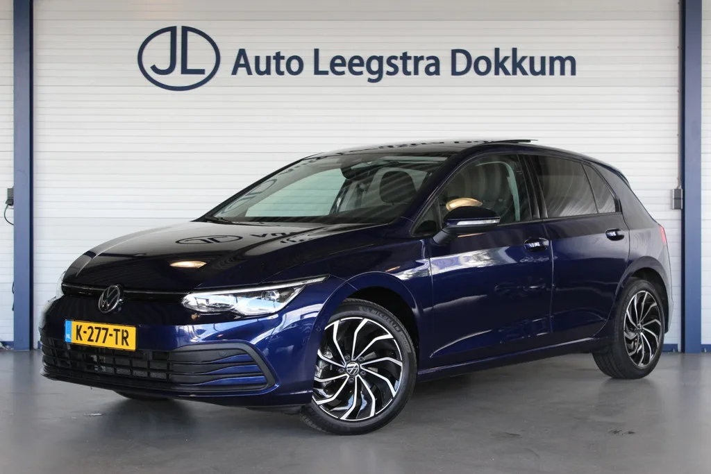 Volkswagen Golf (2021) — foto 1