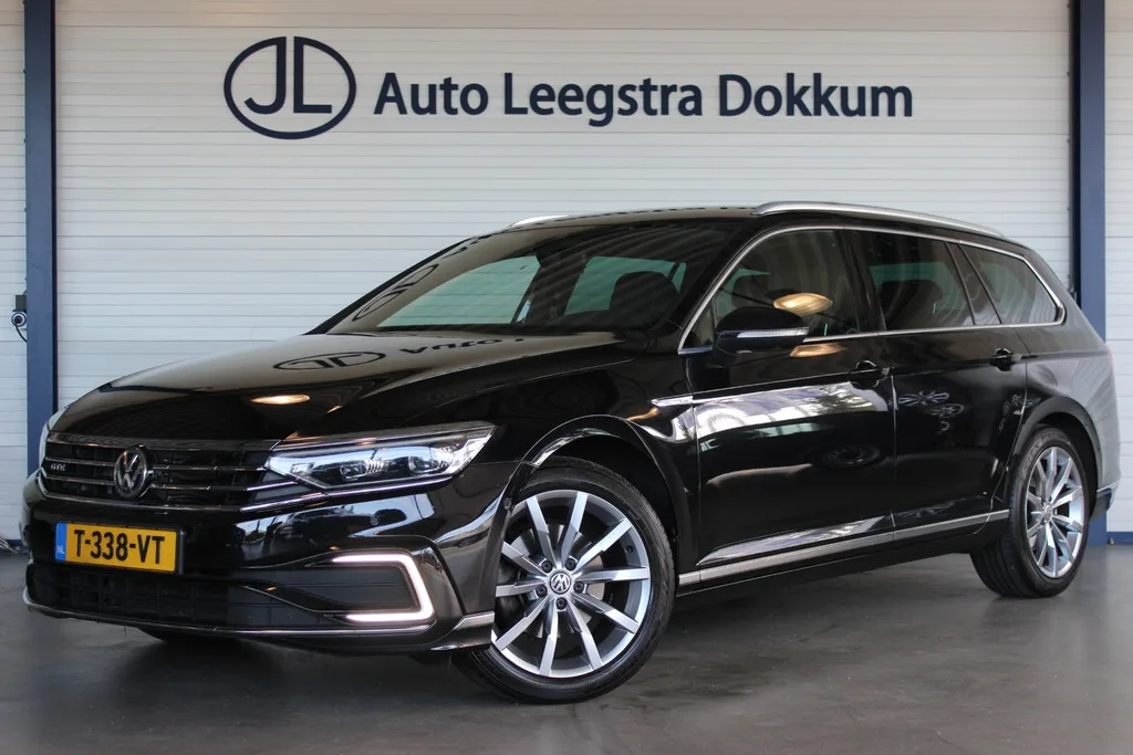 Volkswagen Passat (2020) — foto 1