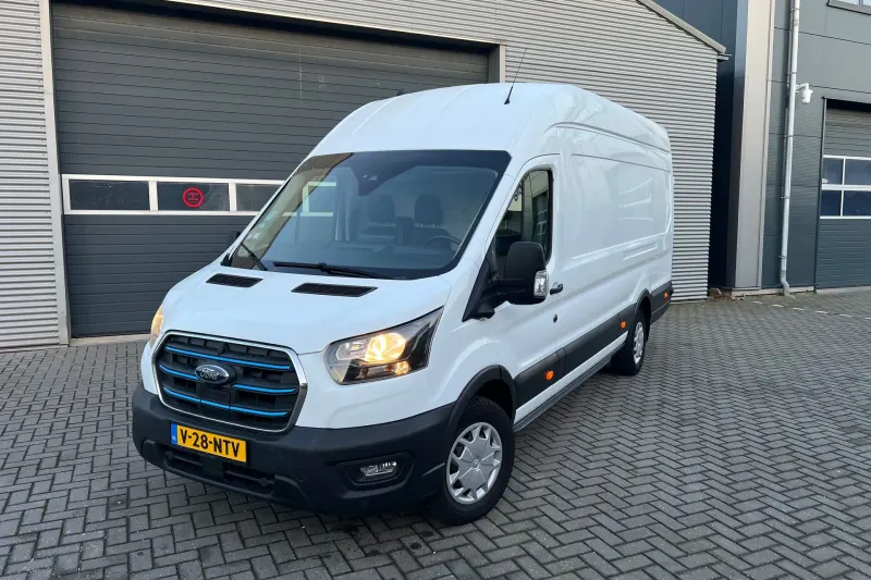 Ford E-Transit (2023)
