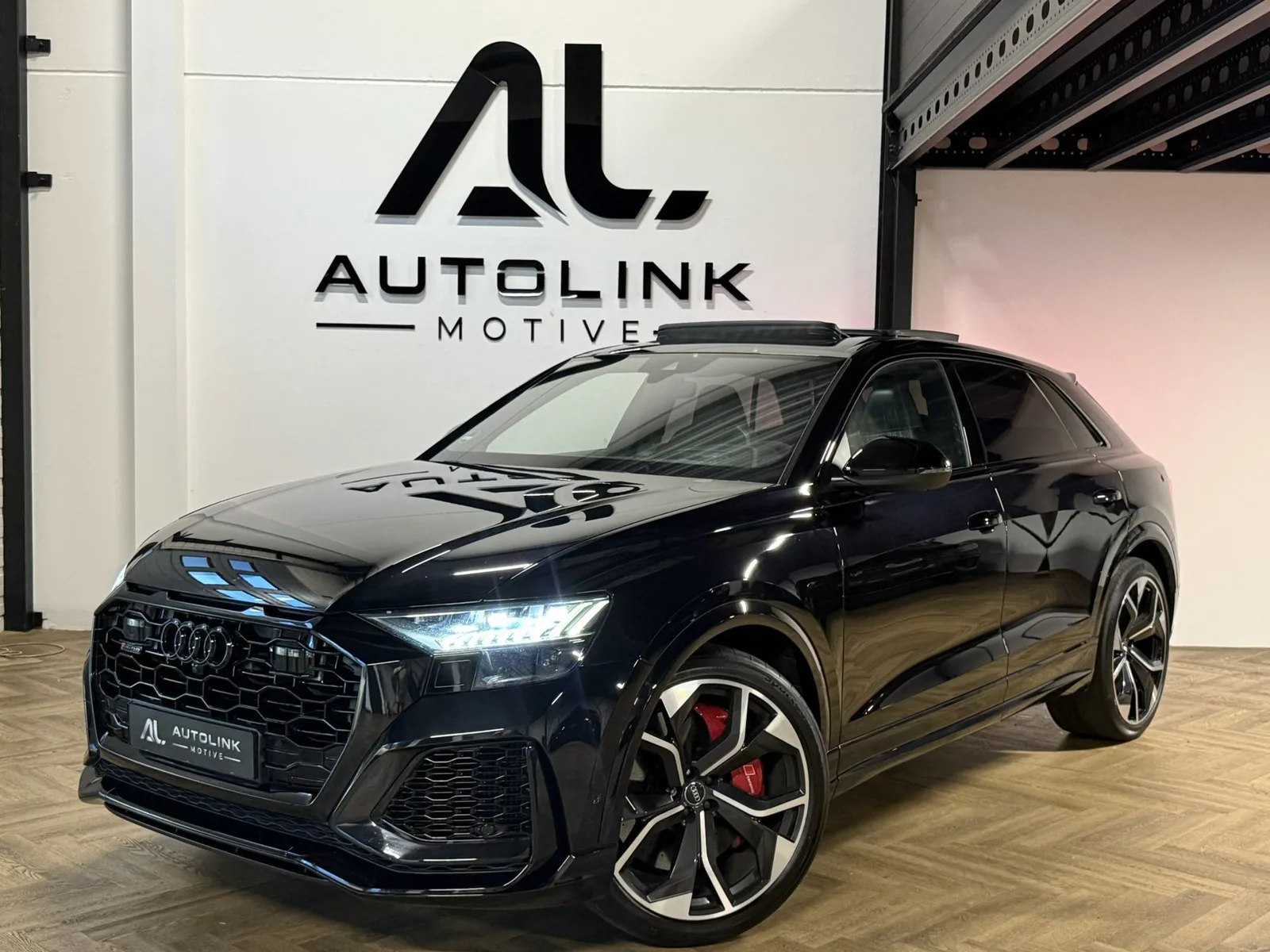 Audi RS Q8 (2020) — foto 1