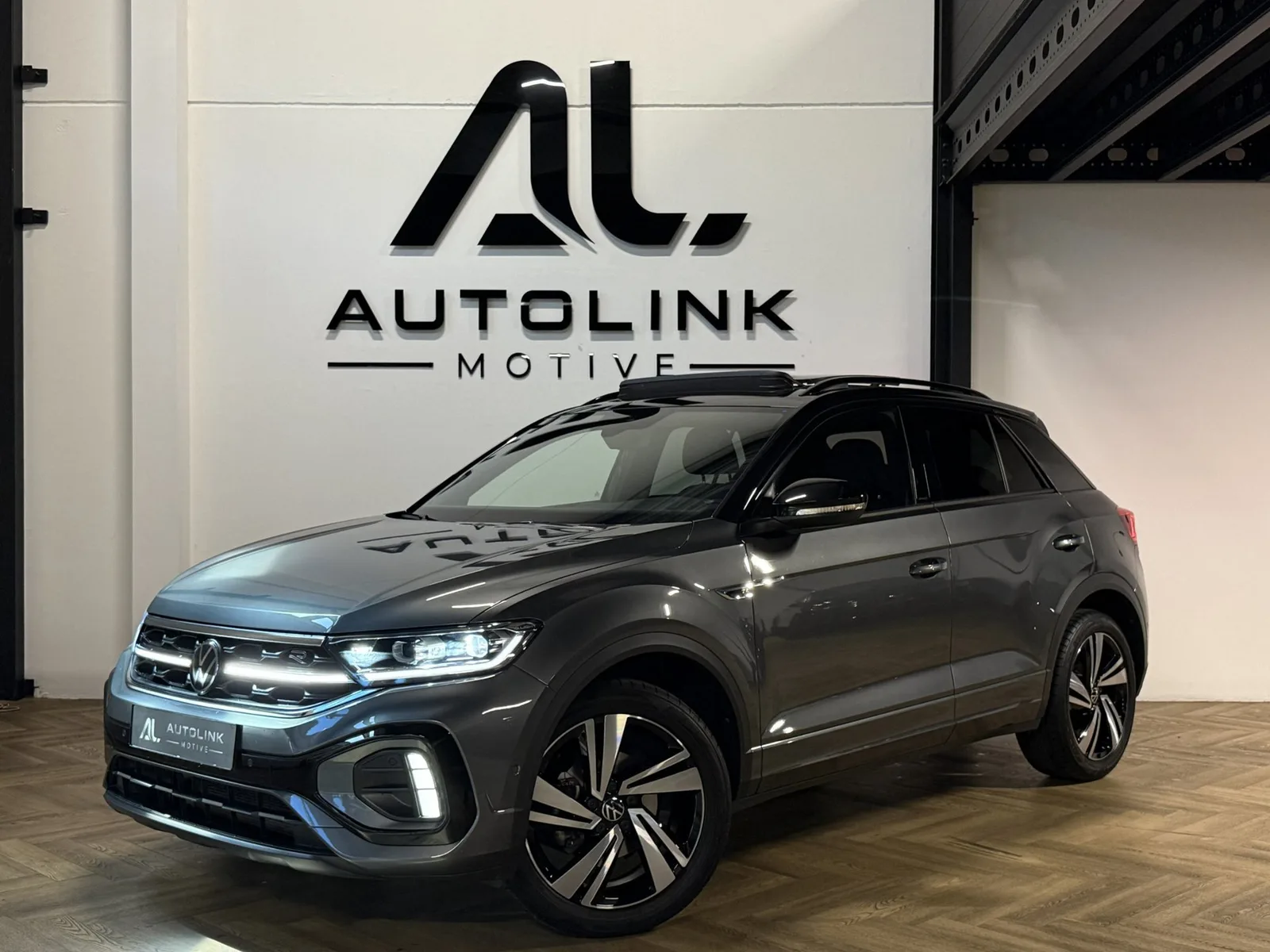 Volkswagen T-Roc (2022) — foto 1