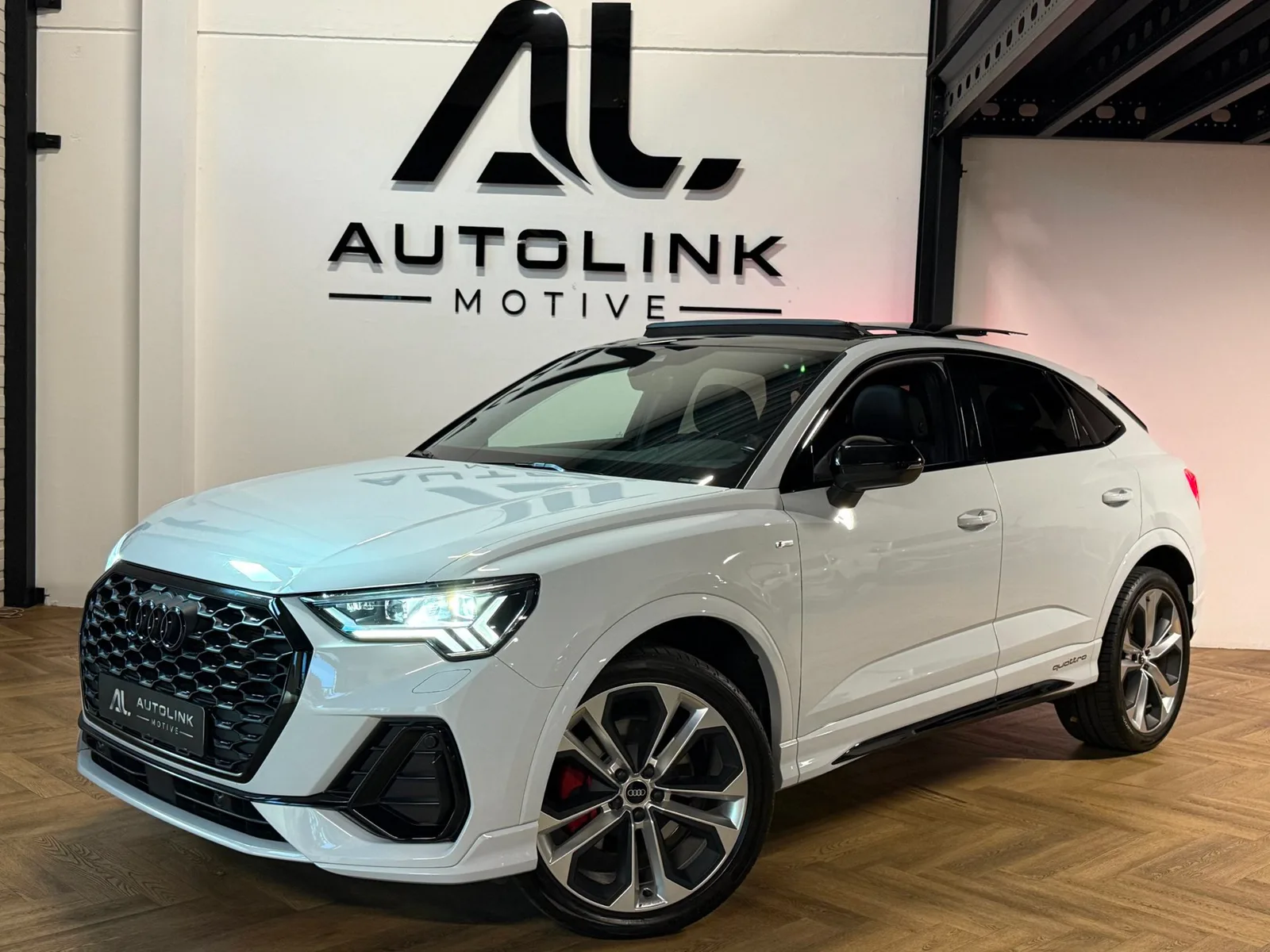 Audi Q3 Sportback (2022) — foto 1