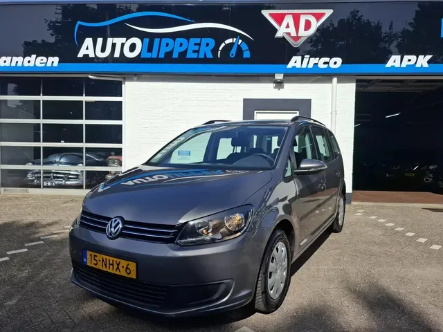 Volkswagen Touran (2010) — foto 1