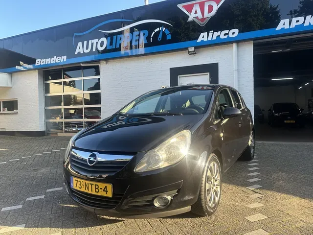 Opel Corsa (2010) — foto 1