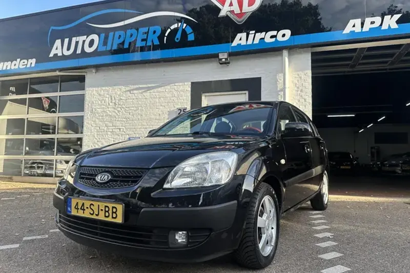 Kia Rio (2006)