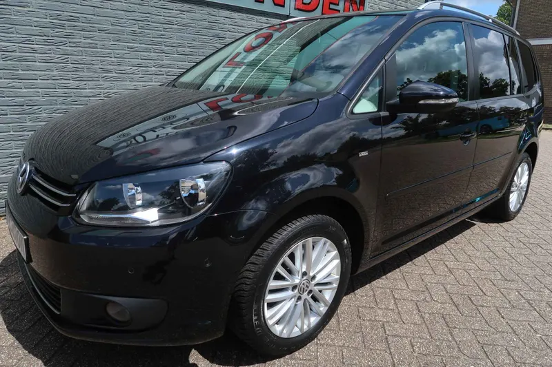 Volkswagen Touran (2014)