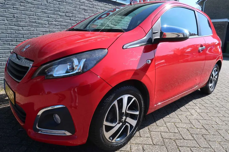 Peugeot 108 (2015)