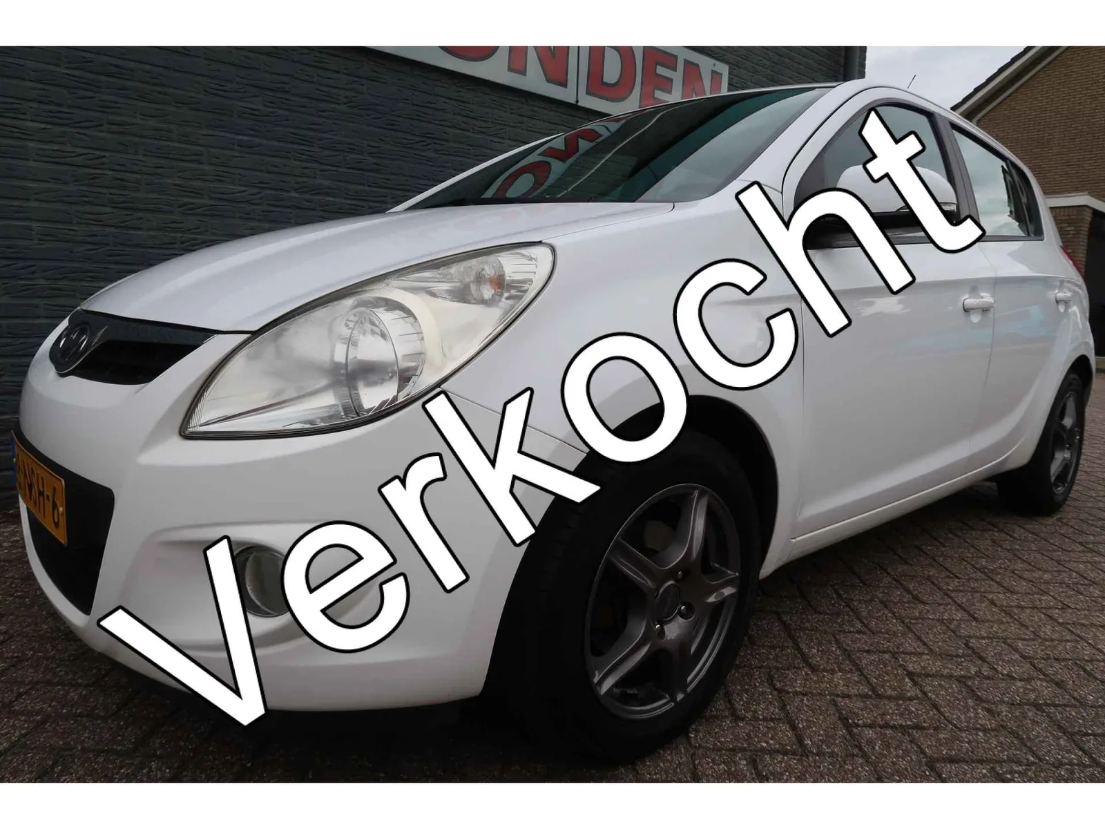 Hyundai i20 (2010) — foto 1