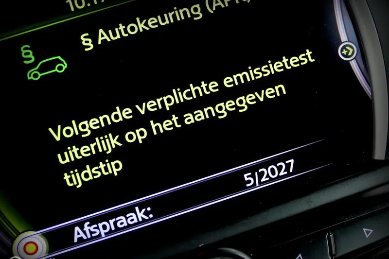 MINI Cooper (2016)