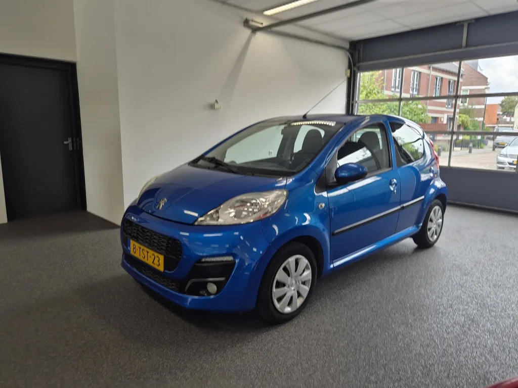Peugeot 107 (2014) — foto 1